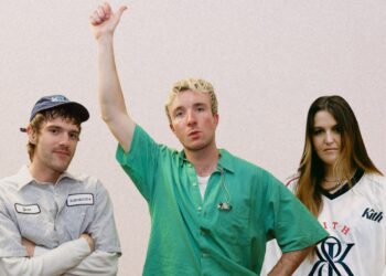 Good Neighbours, Chelsea Cutler