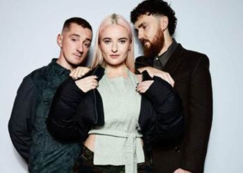 Clean Bandit