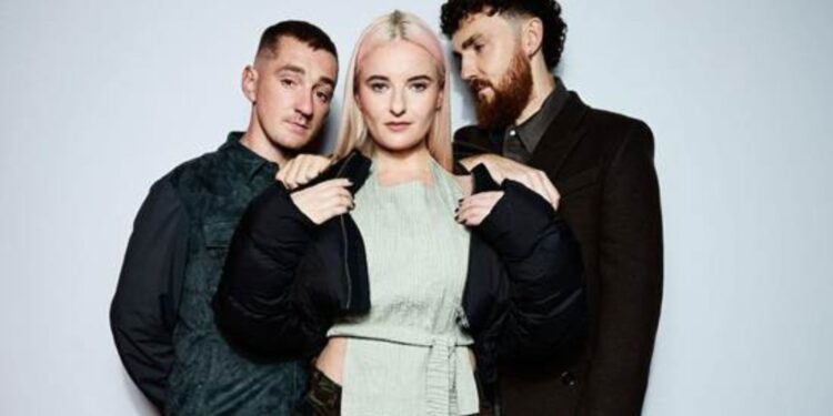 Clean Bandit